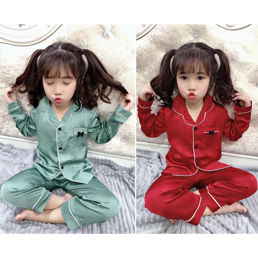 Pijama phi lụa dài tay trang trí viền