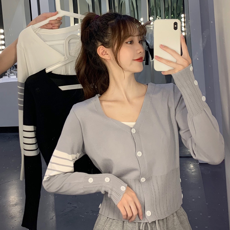 Áo Cardigan dệt kim màu trơn dài tay kiểu Hàn Quốc xinh xắn nhẹ nhàng