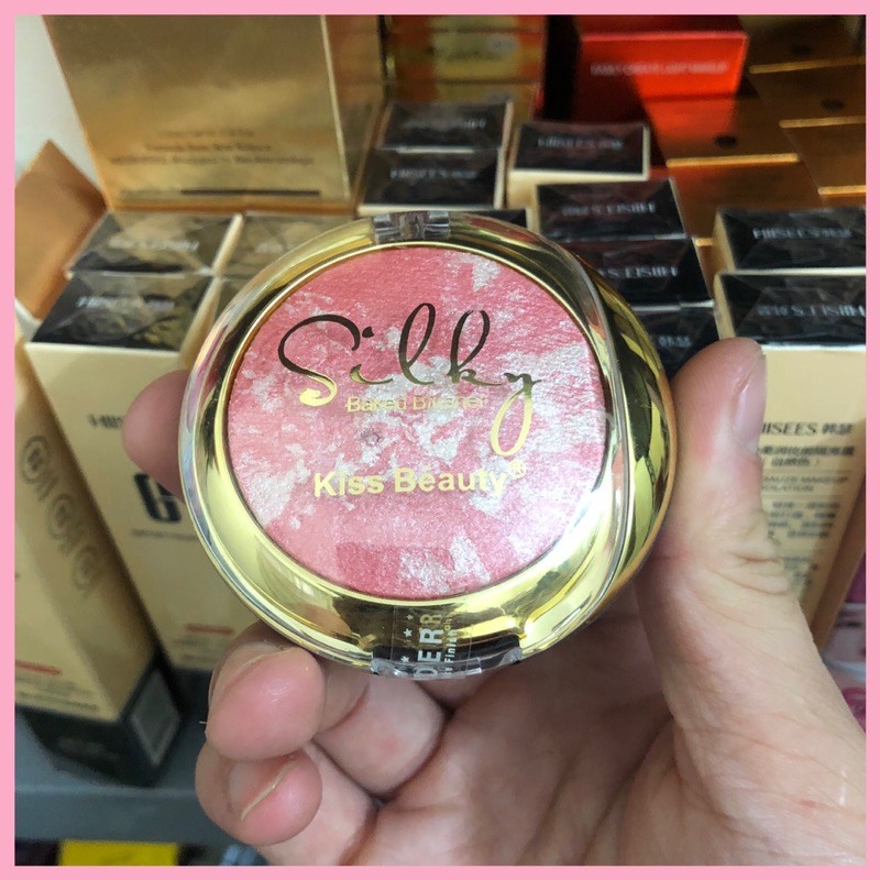 Phấn má hồng Kiss Beauty tròn siêu đẹp [bé súp] | BigBuy360 - bigbuy360.vn