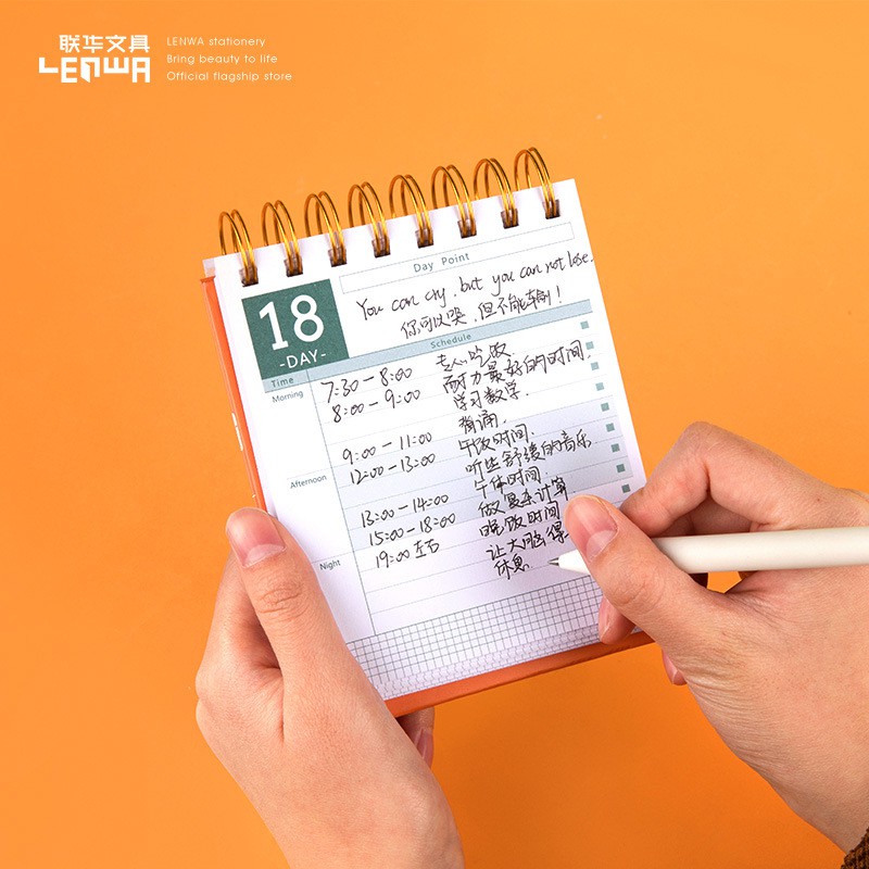 Sổ kế hoạch đếm ngược 100 ngày giúp bạn quản lý tốt thời gian. Sổ tay màu cam để bàn xinh xắn sống động 128 trang