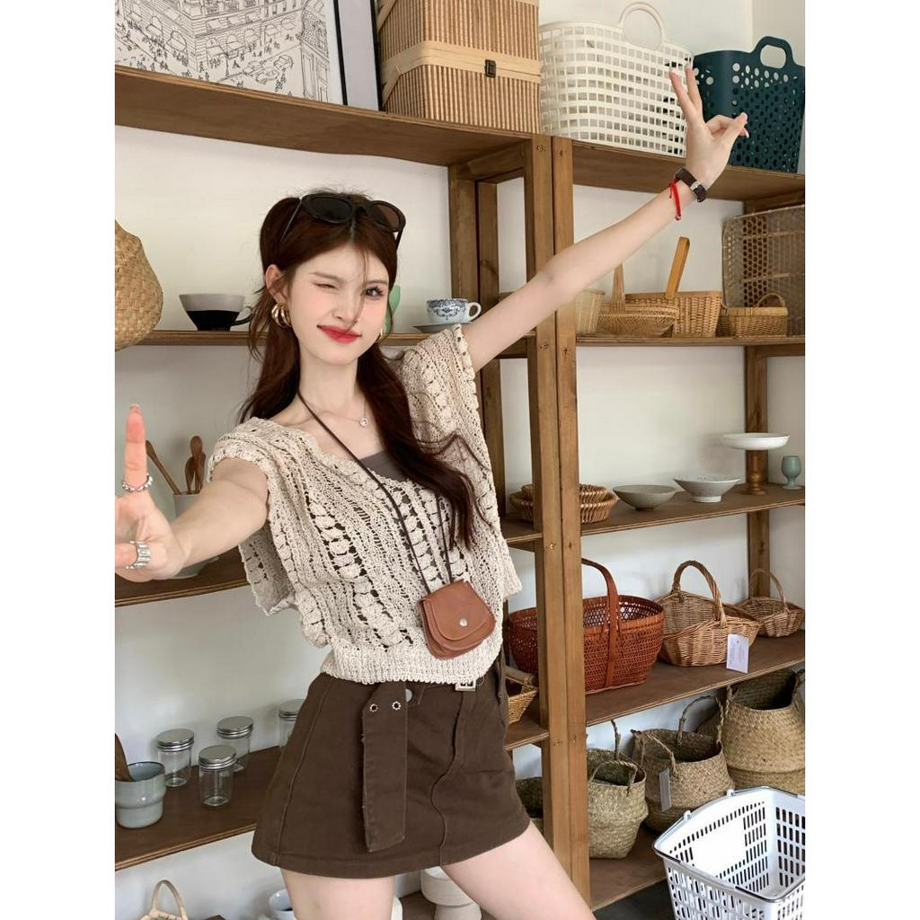 QKOOLE Set Đồ 2 Món Gồm Áo Hai Dây Dệt Kim Cổ Chữ V Khoét Lỗ Dáng Ôm Thời Trang Cho Nữ