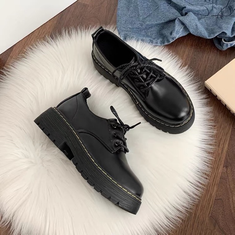 Giày oxford đen lì da PU đế cao dáng Dr Martens vintage cổ điển Yannie Lolita