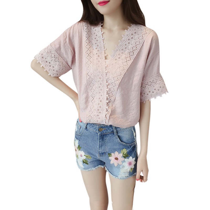 Áo voan đính ren đắp chéo nhã nhặn | BigBuy360 - bigbuy360.vn