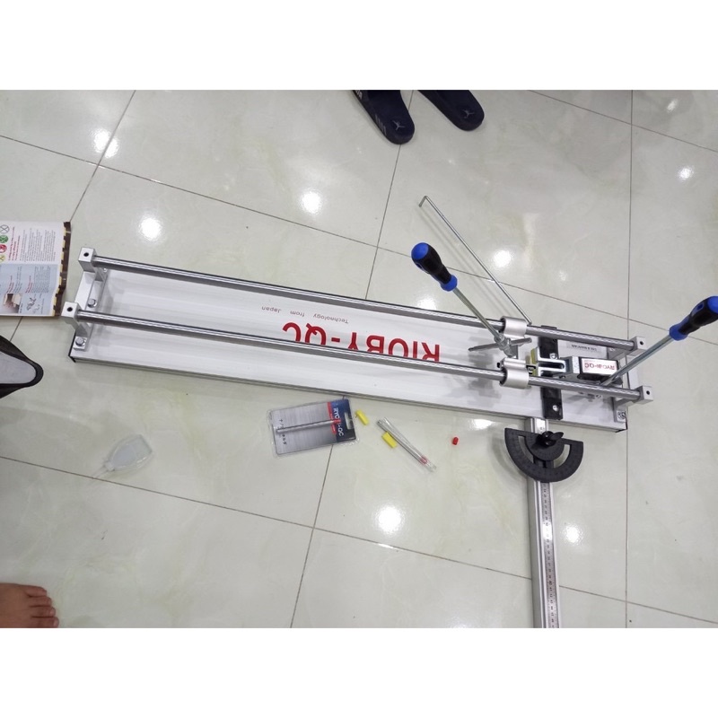 [Bán Chạy Nhất ] Bàn Cắt Gạch Đẩy Tay RYOBI 8 Tấc 2 Thanh TTP 880C - 800MM (TẶNG 2 LƯỠI CẮT)