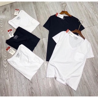 Áo pull đen trắng cổ tim