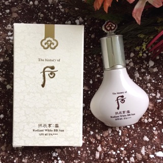Kem trang điểm Hoàng Cung dưỡng trắng sáng da và chống nắng Gongjinhyang Seol Radiant White Sun BB SPF 45/PA+++ - Ohui