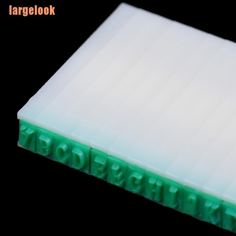 1 Bộ Bảng Chữ Cái Cao Su Lớn Và X