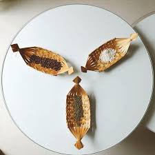 Đĩa tre đan hình thuyền đựng đồ, trang trí