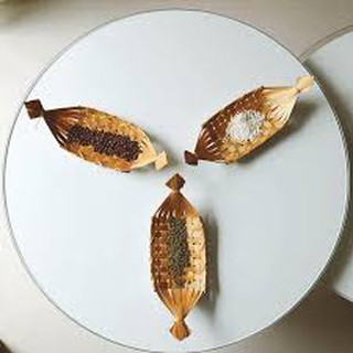 Đĩa tre đựng hoa quả dạng thuyền