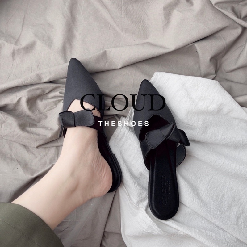 Flat mũi nhọn nơ