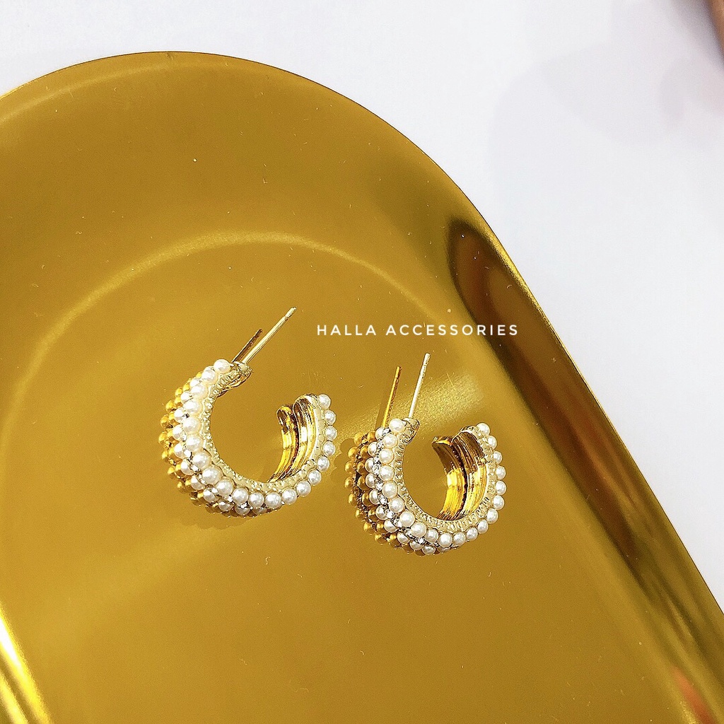 Khuyên tai chuôi bạc S925 đính hạt trai li ti vành hở HALLA BT143