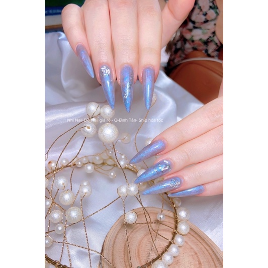 Gel mắt mèo,sơn móng tay