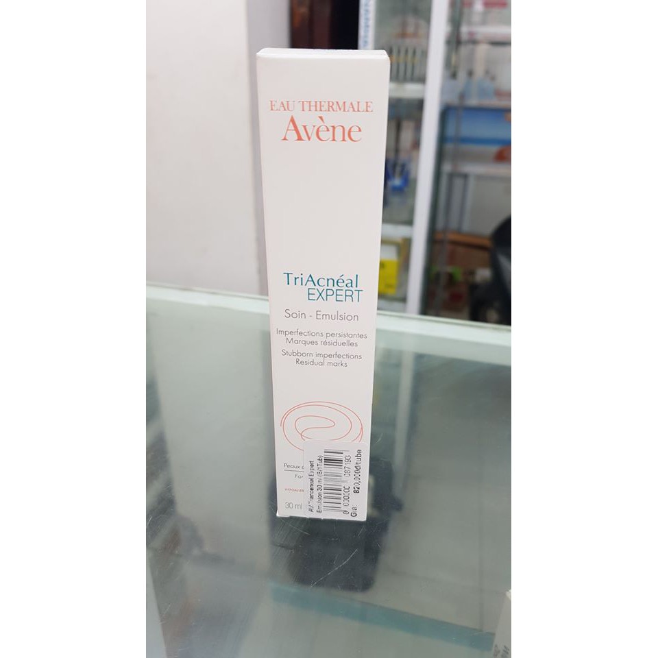 Kem Hỗ Trợ Điều Trị Mụn Trứng Cá Avene Triacneal Expert 30ml