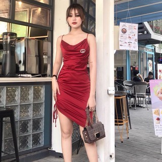 Đầm body dây rút hông, cổ đỗ màu đỏ/đen