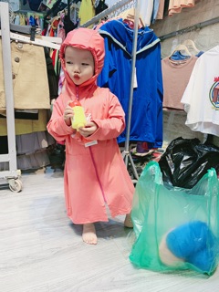 Áo choàng chống nắng cho bé