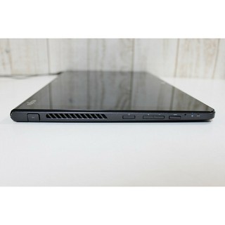 Máy tính bảng Fujitsu Arrows Tab Q704