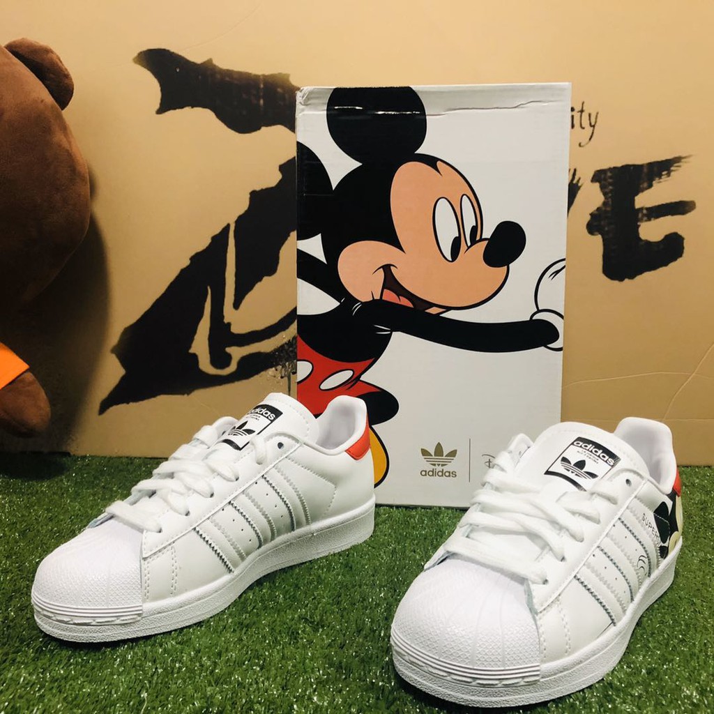 Giày Thể Thao Adidas Super Star Mickey