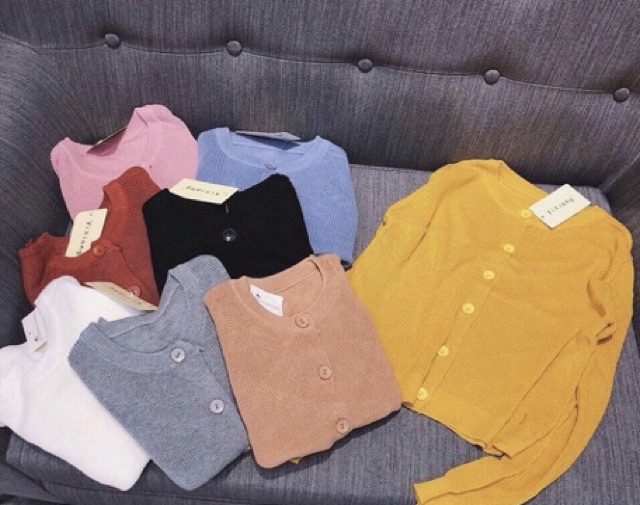 Áo len cadigan cúc cổ tròn | BigBuy360 - bigbuy360.vn