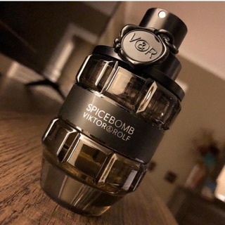 Chai nhỏ thử mùi Nước hoa Spicebomb