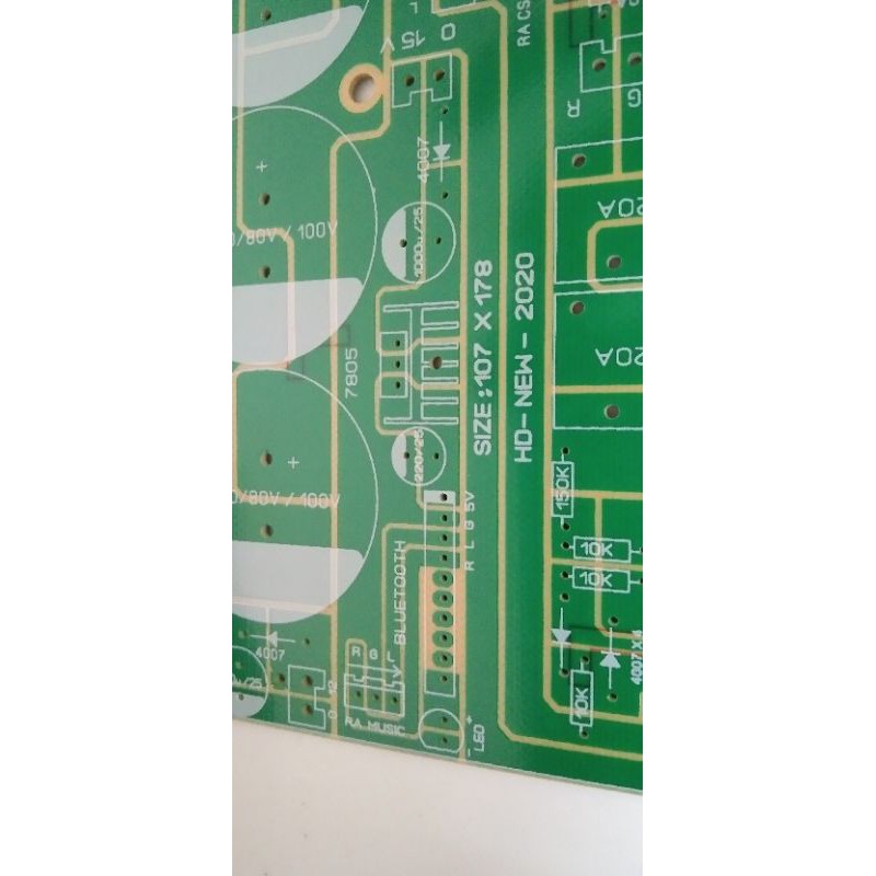 Pcb sợi thủy tinh nguồn loại 4 tụ với thiết kế mới đầy đủ tính năng cho người dùng