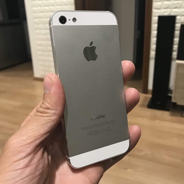 Điện thoại iphone 5 trắng quốc tế chính hãng