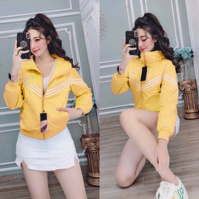 Áo khoác dù chạy sọc siêu xinh