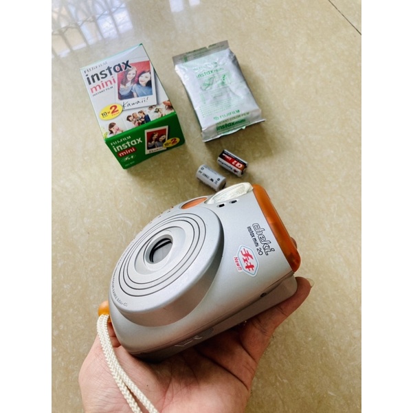 Máy chụp ảnh lấy liền Fujifilm Instax Mini 20 Cheki tặng kèm pin CR2 và 1 hộp film 10 tấm