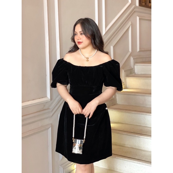 Đầm thiêt kế Bigsize đen nhung trễ vai