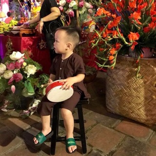 Bộ nâu sòng - bà ba