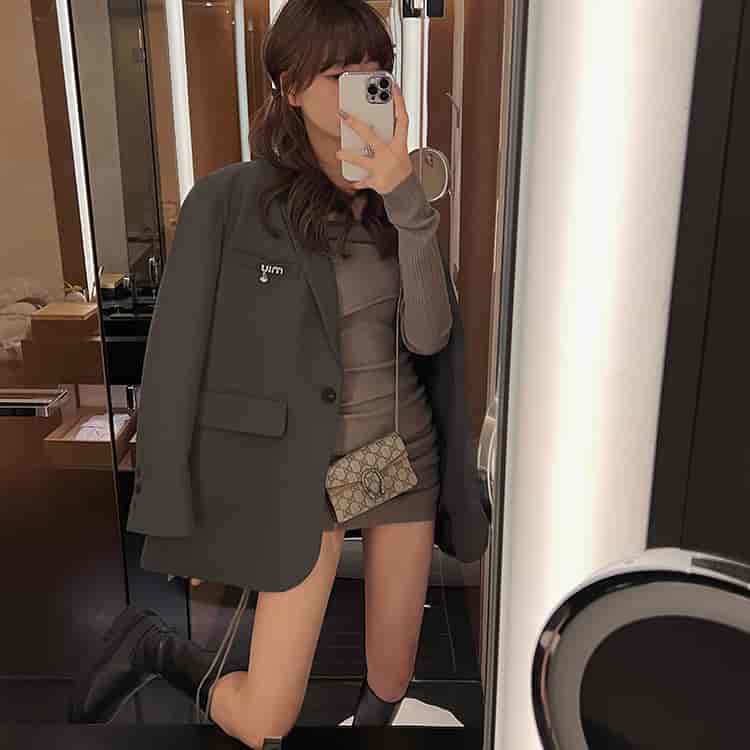 Enjoy Freedom Đầm Dệt Kim Tay Dài Dáng Ôm Hở Vai Họa Tiết Hoa Hồng Quyến Rũ Cho Nữ