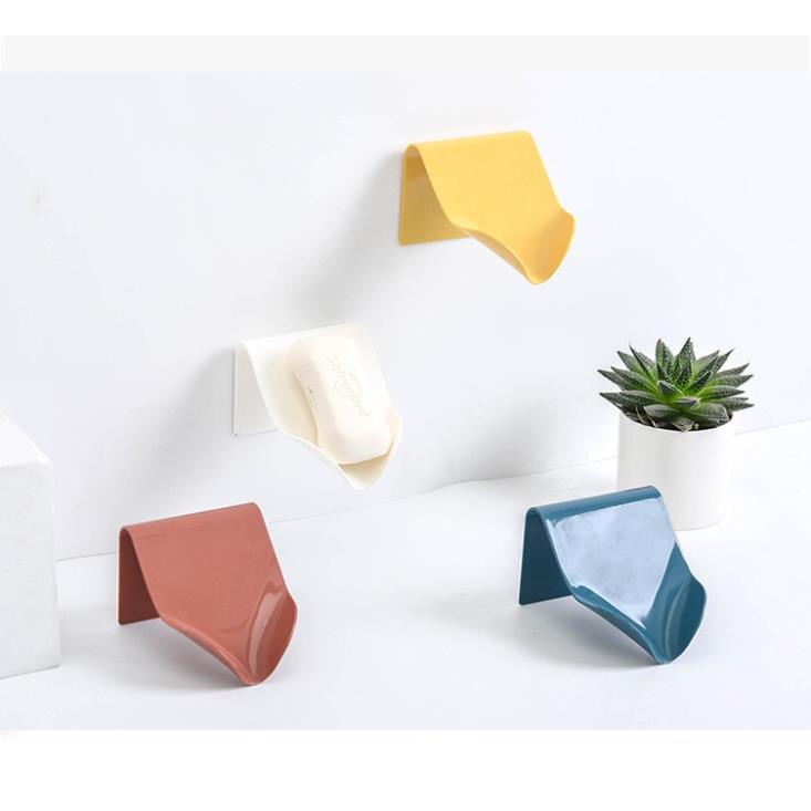 Khay Để Xà Phòng Dán Tường Nghiêng Độc Đáo