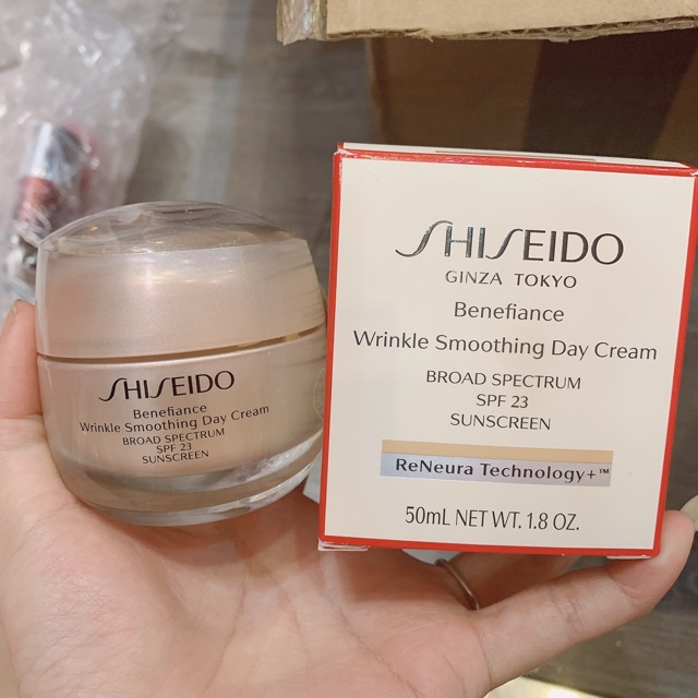 Kem dưỡng trắng da shisiedo ban ngày (unbox )