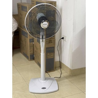 Quạt cây khiển Sharp S40rv-Wh