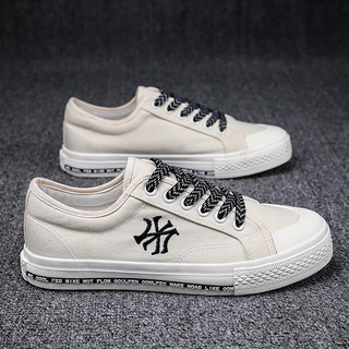 Giày Vải Canvas Thêu Họa Tiết Cá Tính Trẻ Trung Cho Nam 2020