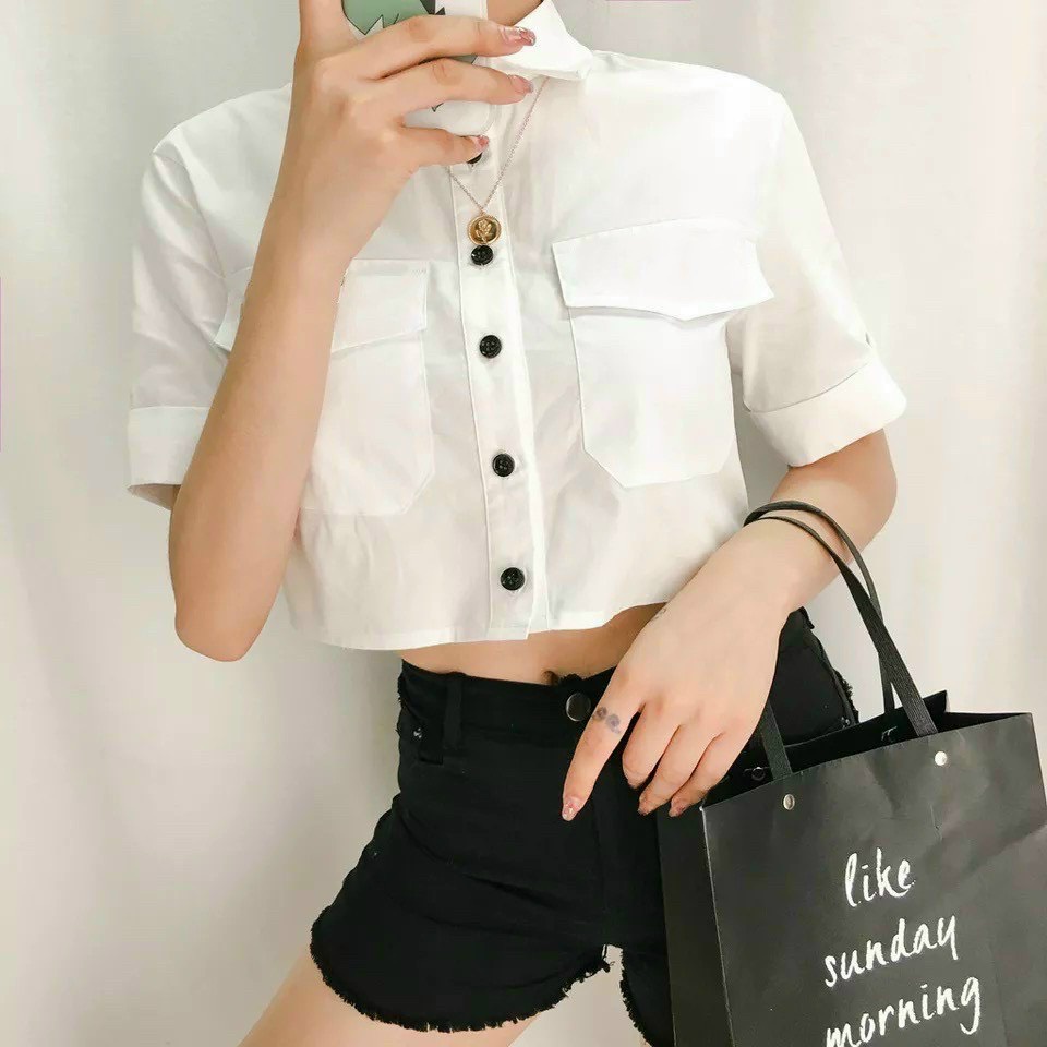 Áo sơ mi croptop tay ngắn đính nút 2 túi giả NA