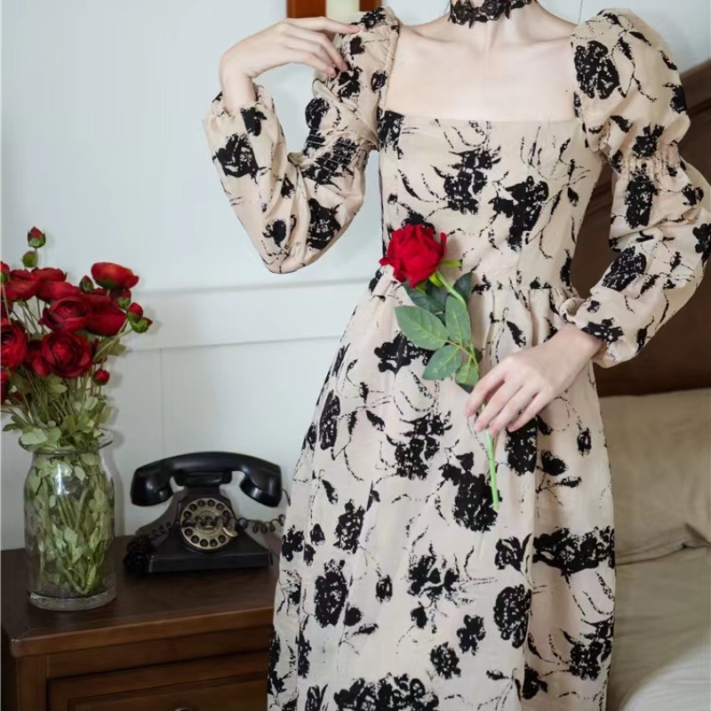 Đầm Dài Cổ Vuông In Họa Tiết Retro Thời Trang Mùa Thu Cho Nữ