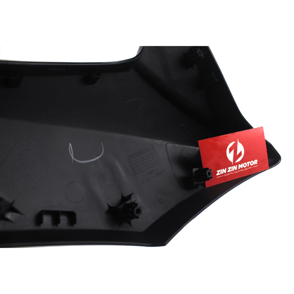 Yếm Phải GSX S150 Đen Nhám - 47121-23KA0-291 - Zin Zin Motor