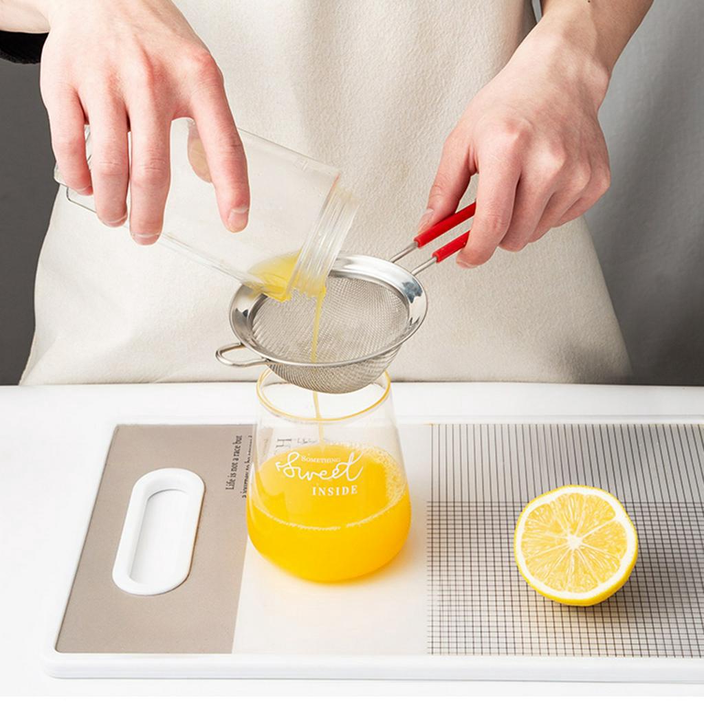 Muỗng rây bột bằng thép không gỉ có tay cầm bền bỉ tiện dụng