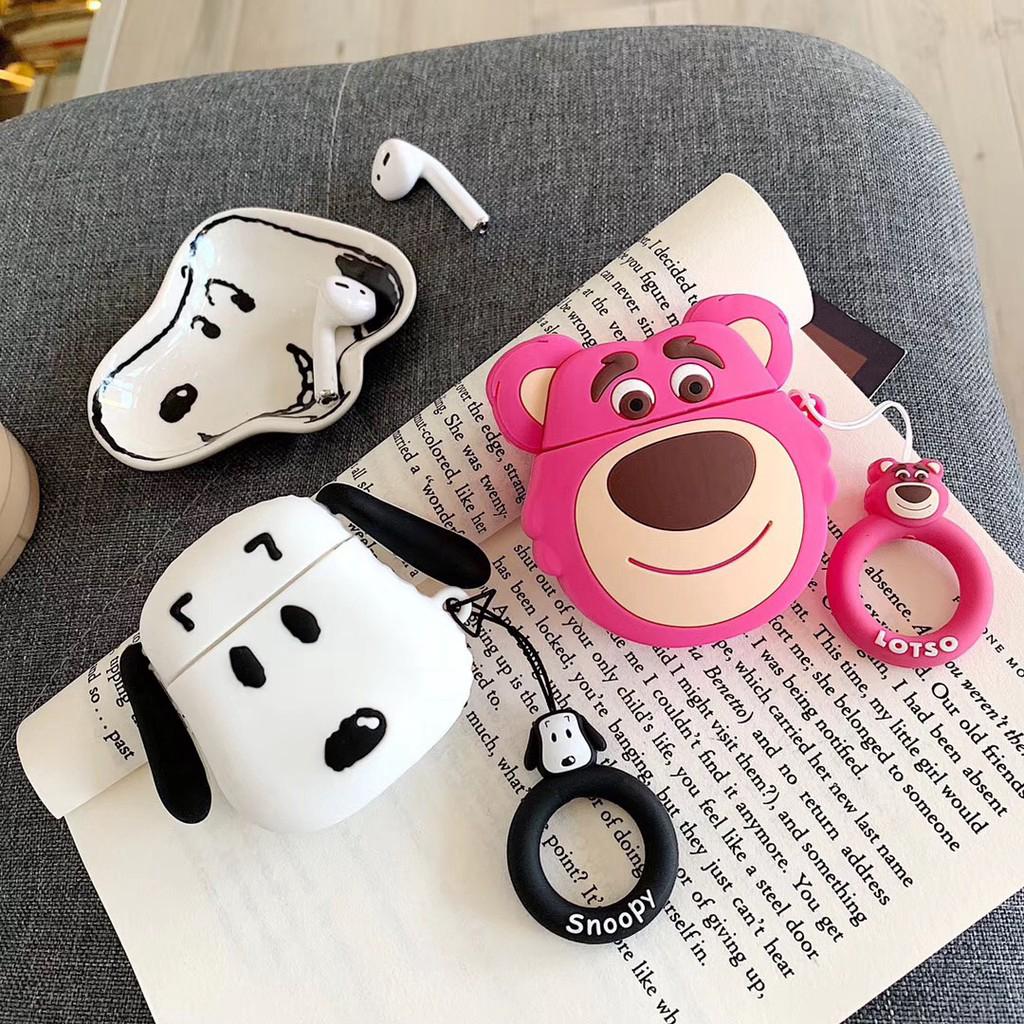 Hộp silicone đựng tai nghe Bluetooth hình dâu tây có móc khóa