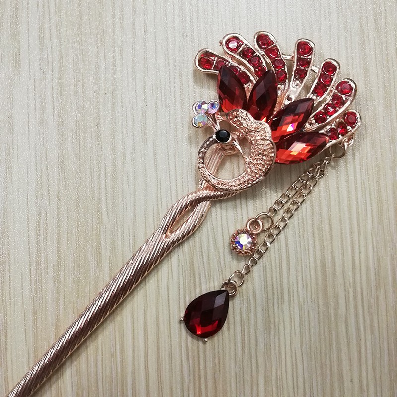 Trâm cài tóc đính hạt họa tiết chim công tua rua vintage