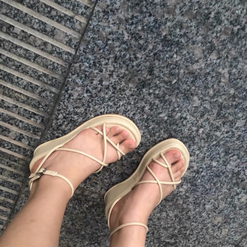 Sandal đế cao 5cm dây đan sợi chỉ