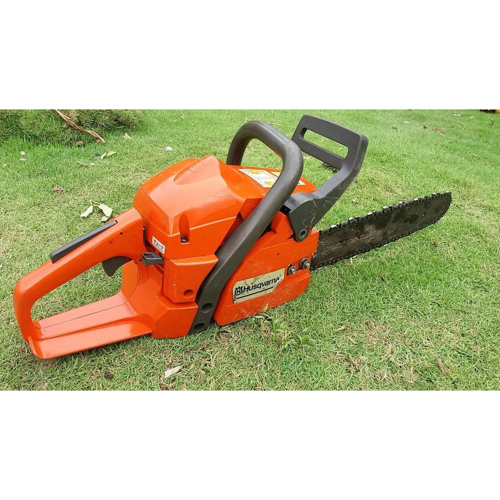 MÁY CƯA XÍCH HUSQVARNA 136 137 2ND THUỴ ĐIỂN