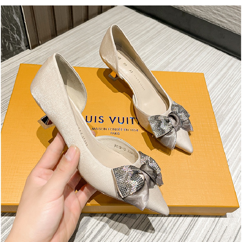 Giày Cao Gót Mũi Nhọn Đính Nơ Màu Đen Phong Cách Hàn Quốc Quyến Rũ Cho Nữ