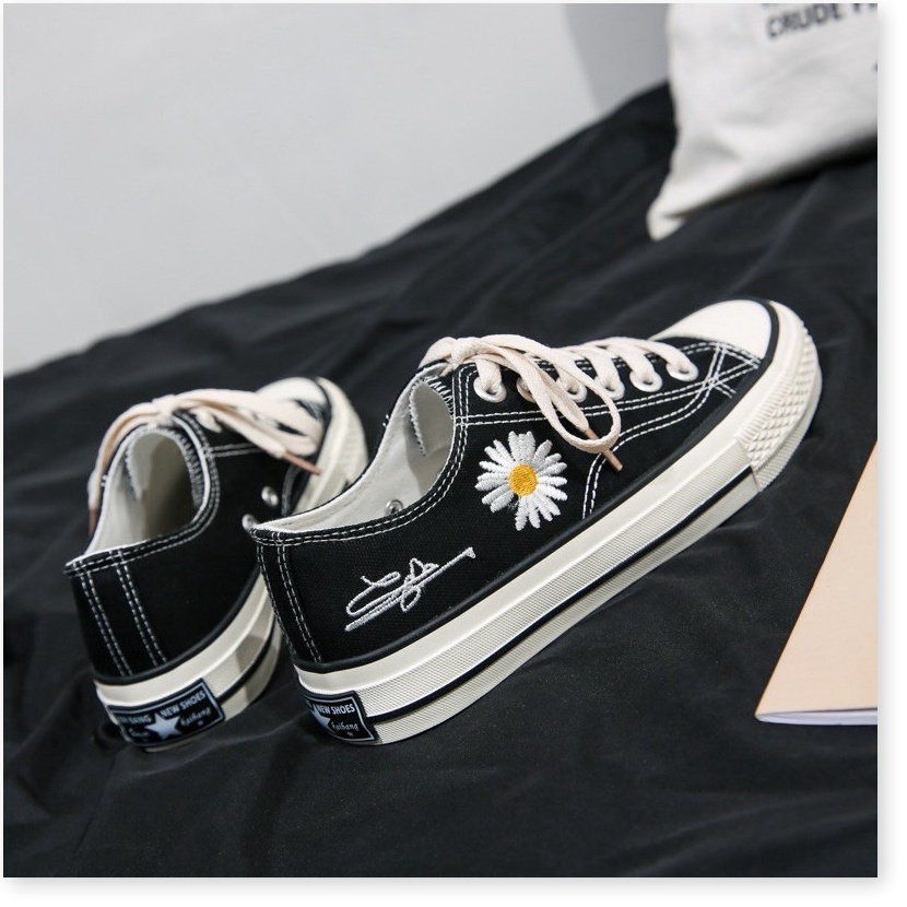 💗MILANO SHOES💗 giầy cao cổ nữ convott nữ đen thêu hoa cúc ( convot hoa cúc đen ) giá tại kho, đẹp thời trang mẫu