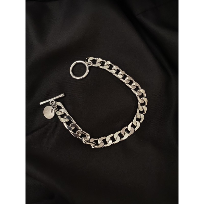 Vòng tay xích kết hợp khoá OT độc đáo mới lạ | BigBuy360 - bigbuy360.vn