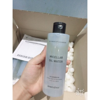 Tẩy trang Micellar oil water innisfree về hàng sale