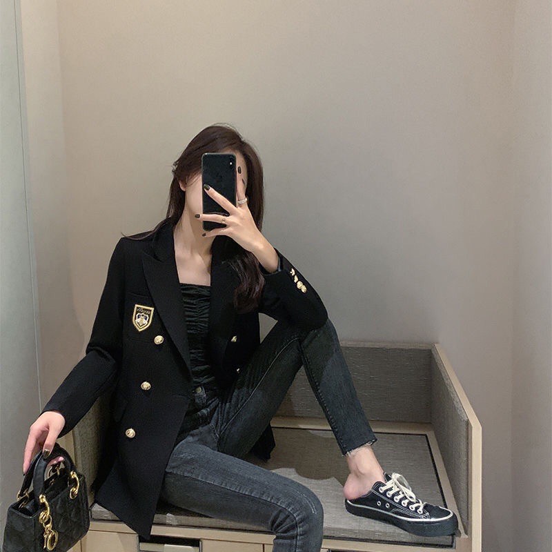 Áo vest đen huy hiệu | BigBuy360 - bigbuy360.vn