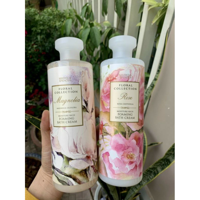 Sữa tắm FLORAL COLLECTION  của Anh mùi hoa hồng vs hoa lan vè ạ