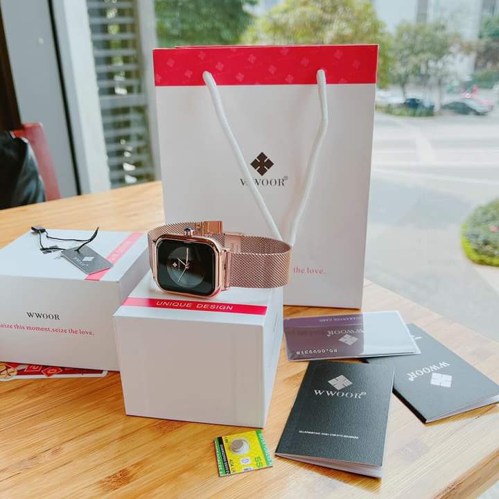 Đồng hồ - nữ- wwoor 199 - nhật bản -màu đen sang xịn | BigBuy360 - bigbuy360.vn