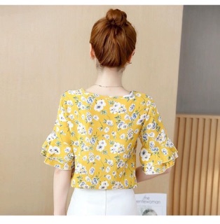 Áo hoa tay xoè đính hạt